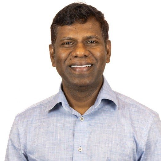 Headshot of Sundhar Kasinathan, CEO of Pashtek